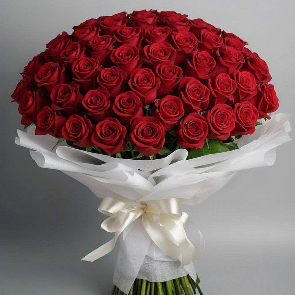 Букет 101 Красная роза Блэк Мэджик в Чупряково