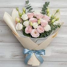 Букет цветов из:  Лизиантусы в Чупряково