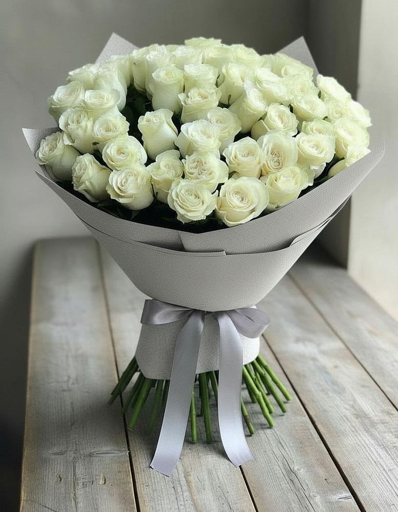 Букет 35 Белых роз в Чупряково