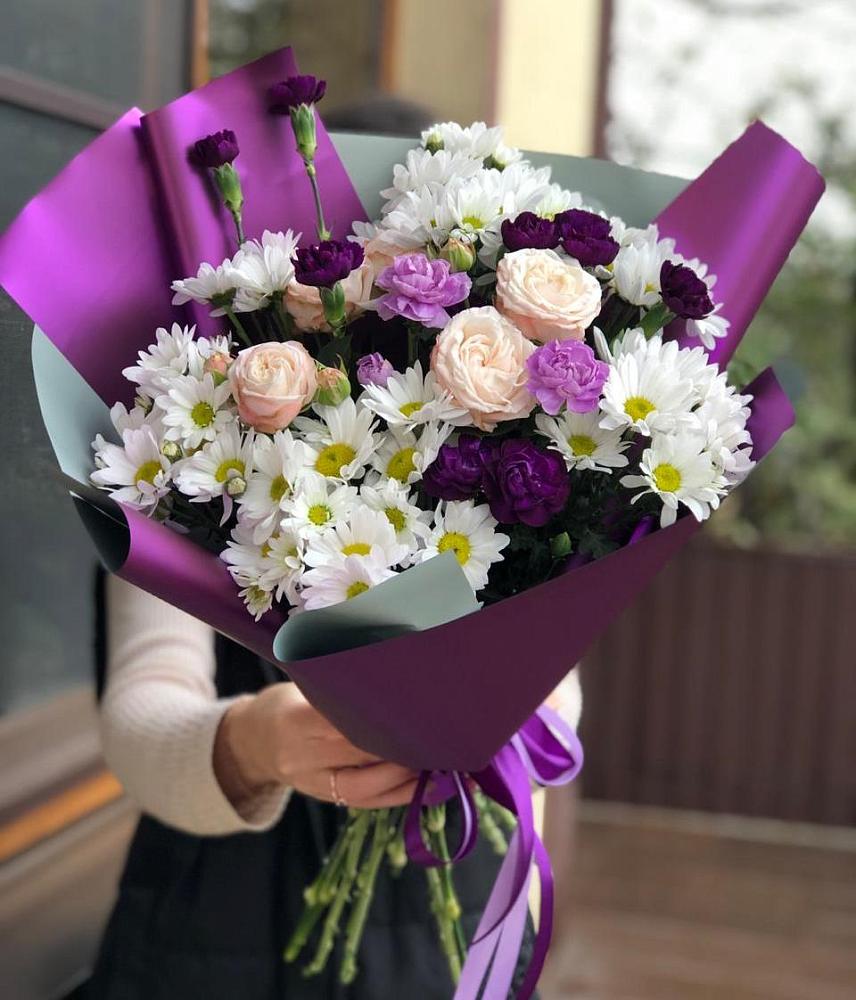 Букет цветов из: Хризантемы, Гвоздики и Розы в Чупряково