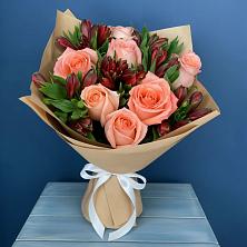 Букет цветов из:  Розы и Альстромерии в Чупряково